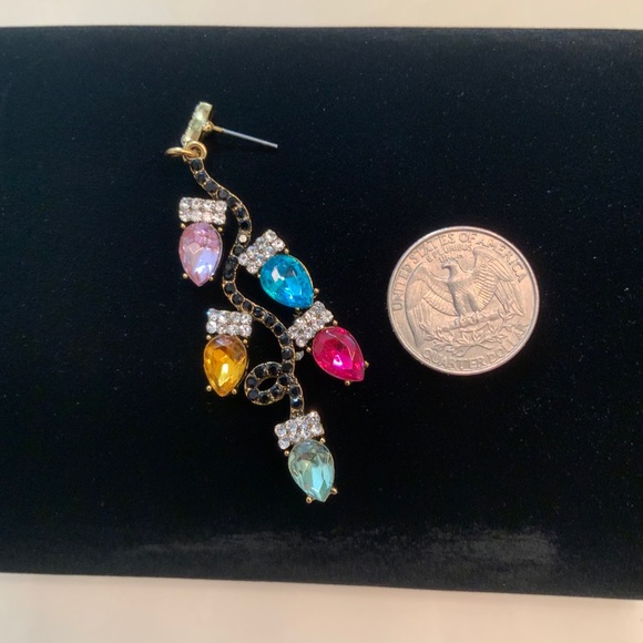 Holiday String Light Earrings - Picture 6 of 7